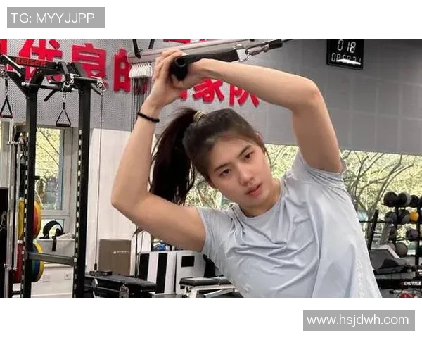 游泳明星的荣耀与挑战:从训练到赛场的成长之路